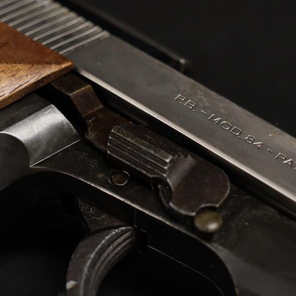 【中古】マルシン 不具合品 ベレッタ M84 木製グリップ