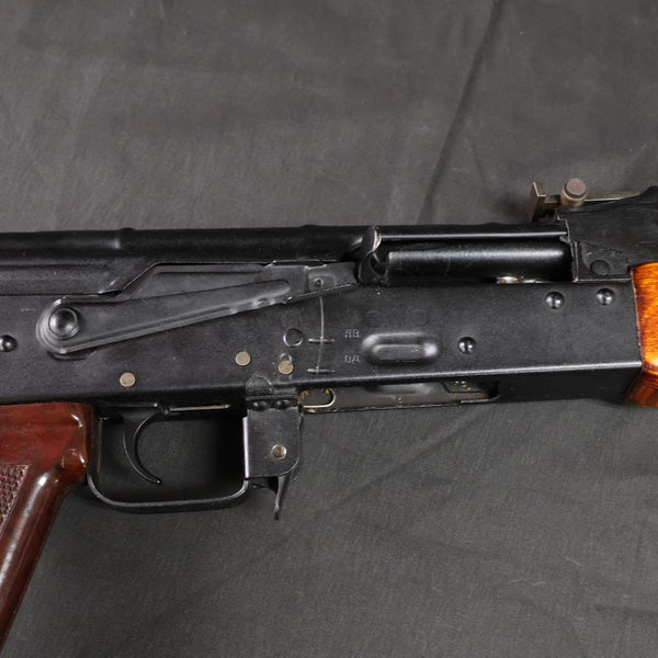 【中古】ソビエト連邦軍 放出品 ソ連軍 AKM 自動小銃 無可動 イジェフスク兵工廠 ロシア軍 カラシニコフ AK47 無可動銃