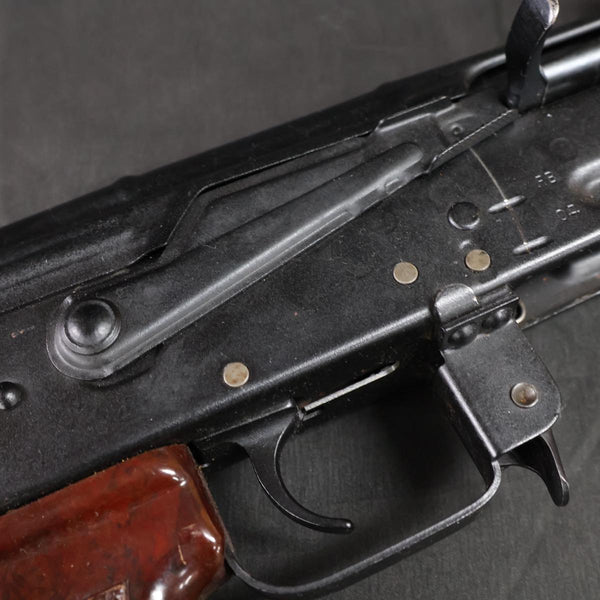 【中古】ソビエト連邦軍 放出品 ソ連軍 AKM 自動小銃 無可動 イジェフスク兵工廠 ロシア軍 カラシニコフ AK47 無可動銃