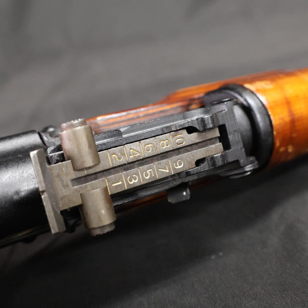 【中古】ソビエト連邦軍 放出品 ソ連軍 AKM 自動小銃 無可動 イジェフスク兵工廠 ロシア軍 カラシニコフ AK47 無可動銃