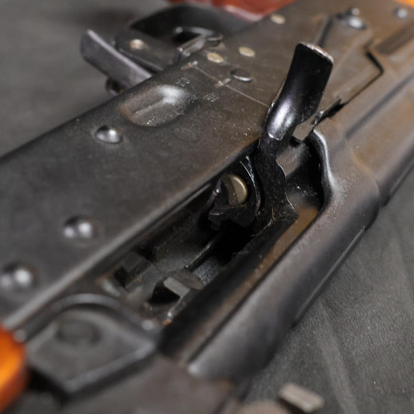 【中古】ソビエト連邦軍 放出品 ソ連軍 AKM 自動小銃 無可動 イジェフスク兵工廠 ロシア軍 カラシニコフ AK47 無可動銃